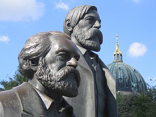 320px-MarxEngels_4a