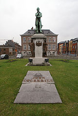 160px-John_Cockerill_-_statue_and_tomb
